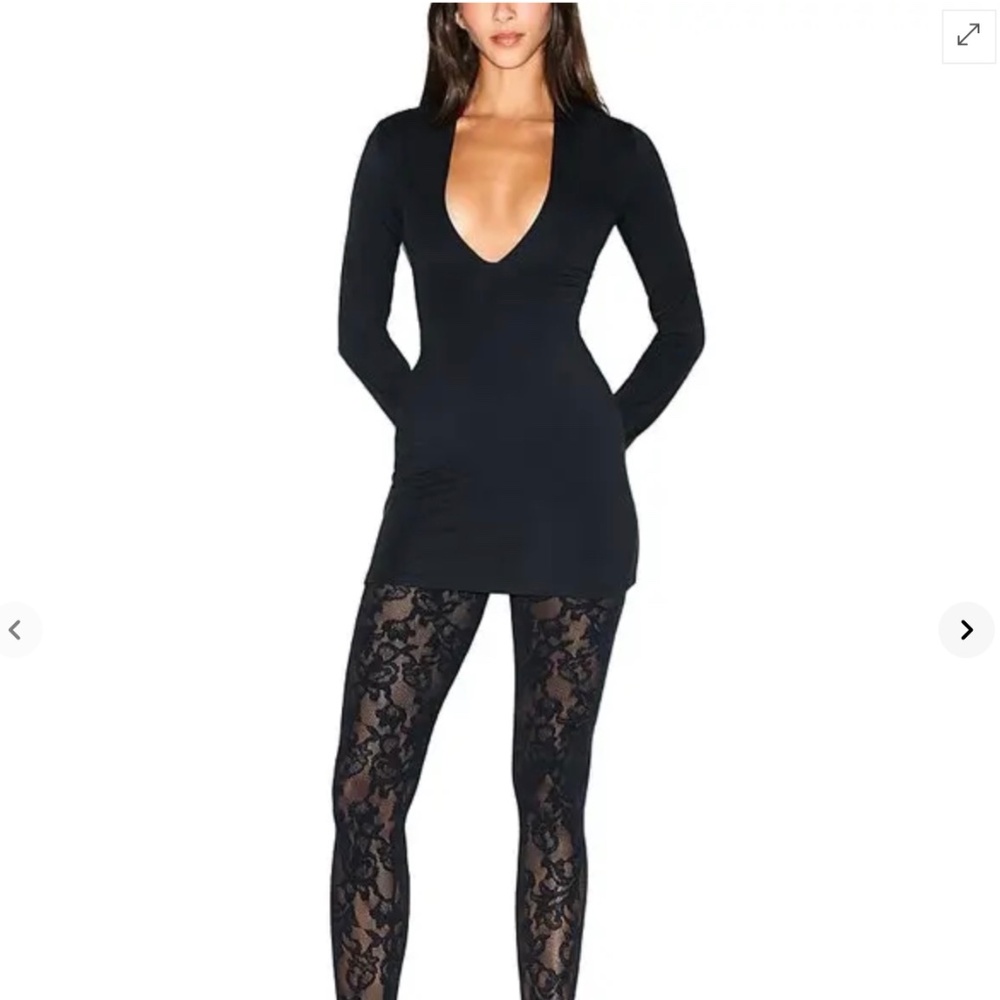 Skims Smooth Layers Deep Plunge Mini Dress,  Black,  Size SM.  **NWT**